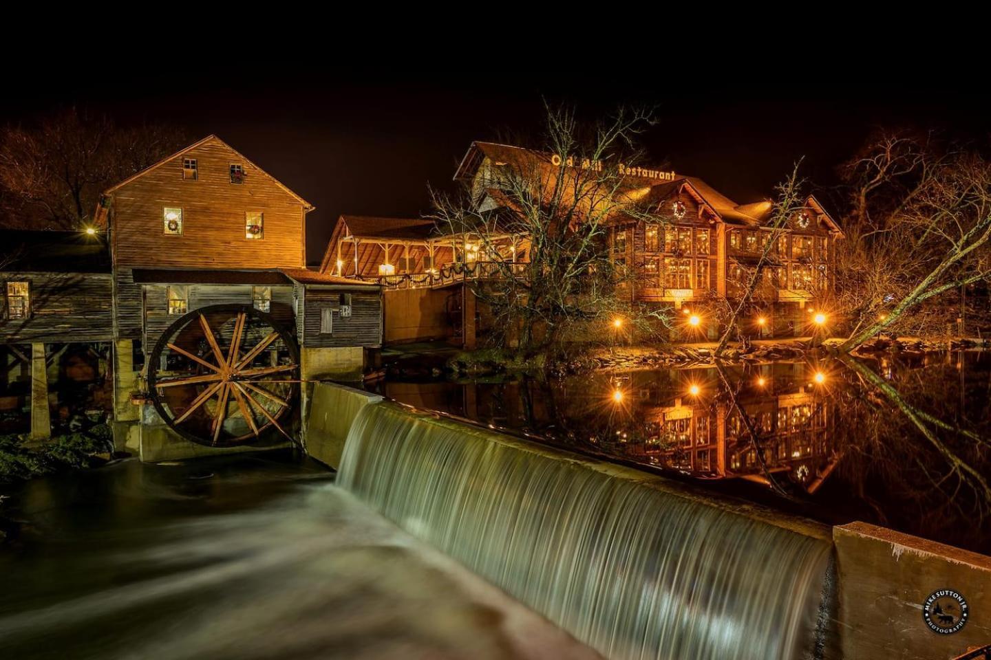 Villa Views I Mins To Dollywood I Hot Tub I Pool Table Sevierville Exterior foto